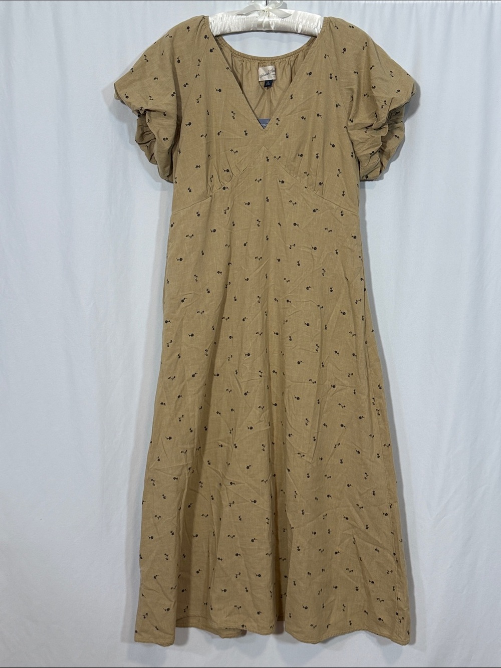 Universal Thread Tan Maxi Dress with Puff Sleeves